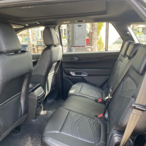 hang-ghe-2-xe-7-cho-ford-everest