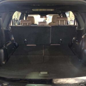 khoang-hanh-ly-ford-everest