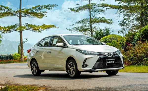ngoai-that-vios