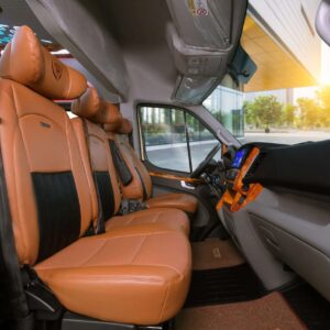noi-that-xe-limousine-9-cho-5