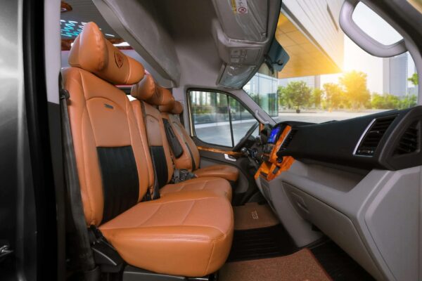 noi-that-xe-limousine-9-cho-5