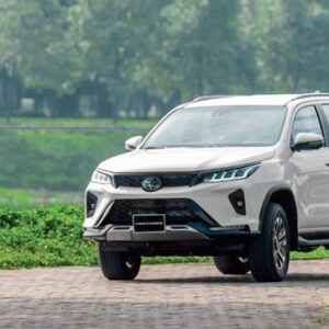 xe-7-cho-fortuner